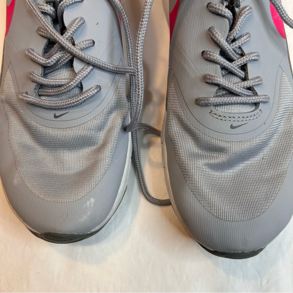 Nike Sneakers Air Max Thea Girls Youth Gray with Vibrant Pink Accents Size 5Y - Picture 5 of 9